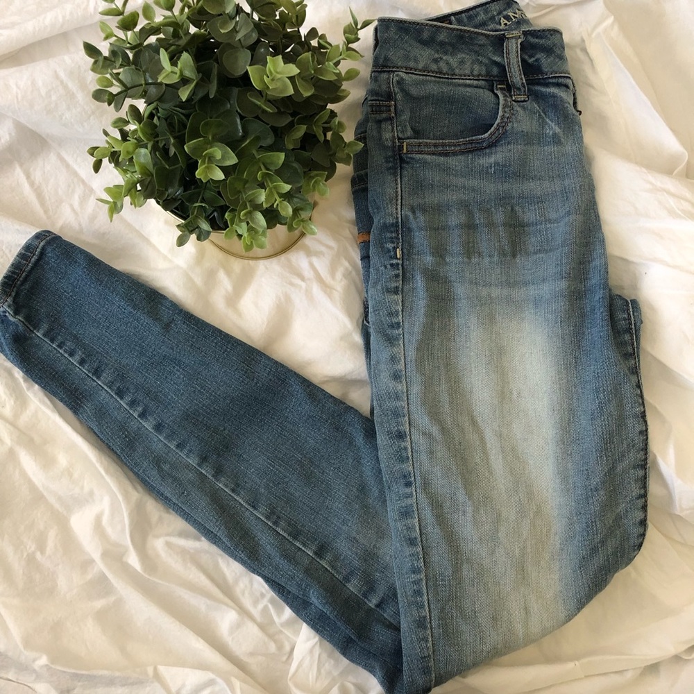 American Eagle skinny jeans!